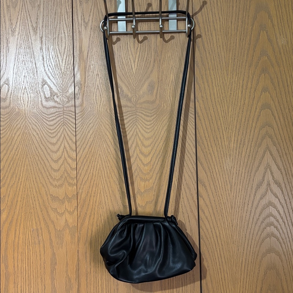 Elegant Black Women's or girls small bag purse - Picture 3 of 9